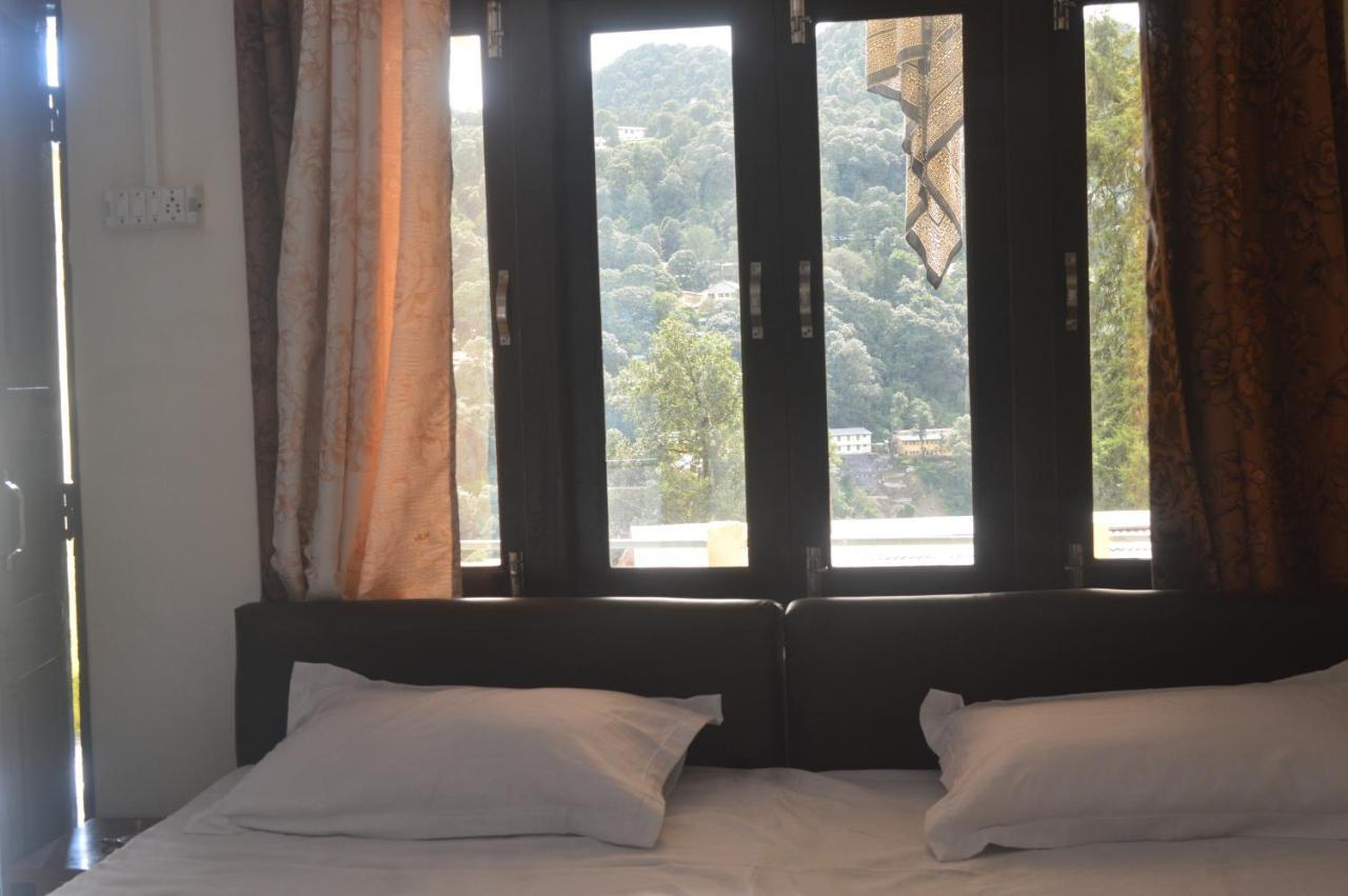 Lakshmi Kutteer Homestay Nainital Luaran gambar